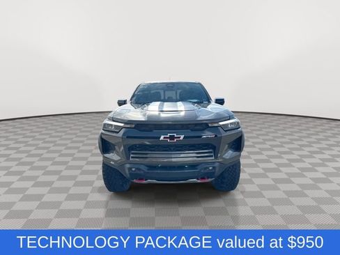Used 2024 Chevrolet Colorado ZR2 w/ Technology Package image 3