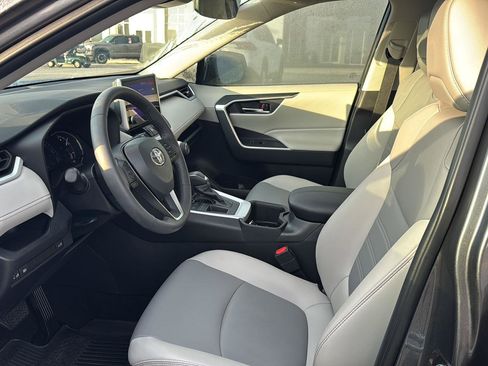Certified 2024 Toyota RAV4 XLE Premium image 8
