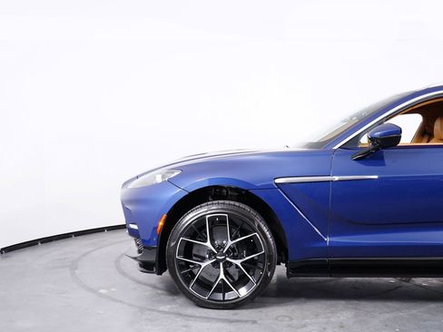 New 2026 Aston Martin DBX 707 image 14