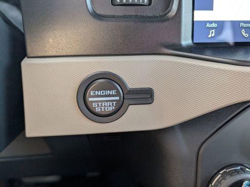 Used 2022 Ford Bronco Wildtrak image 16