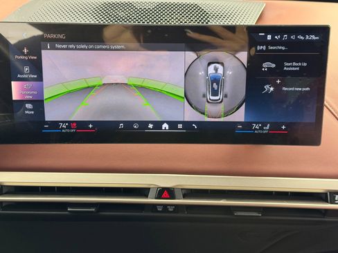 Used 2024 BMW iX xDrive50 w/ Premium Package image 32