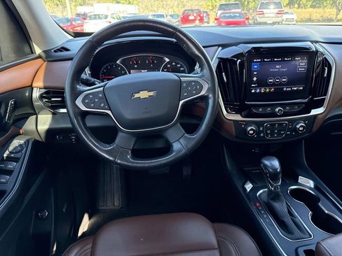 Used 2021 Chevrolet Traverse High Country image 17
