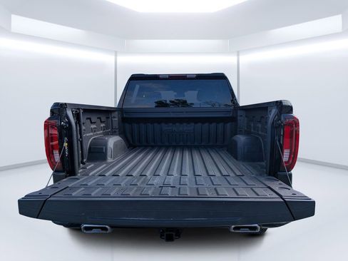 Used 2025 GMC Sierra 1500 AT4 image 13