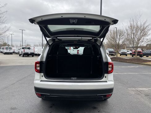Used 2022 Honda Pilot Special Edition image 11