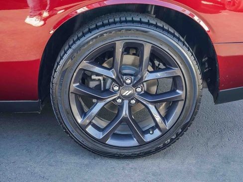 Used 2020 Dodge Challenger SXT w/ Driver Convenience Group image 9