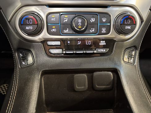 Used 2018 GMC Yukon SLT w/ Premium Edition RWD image 20