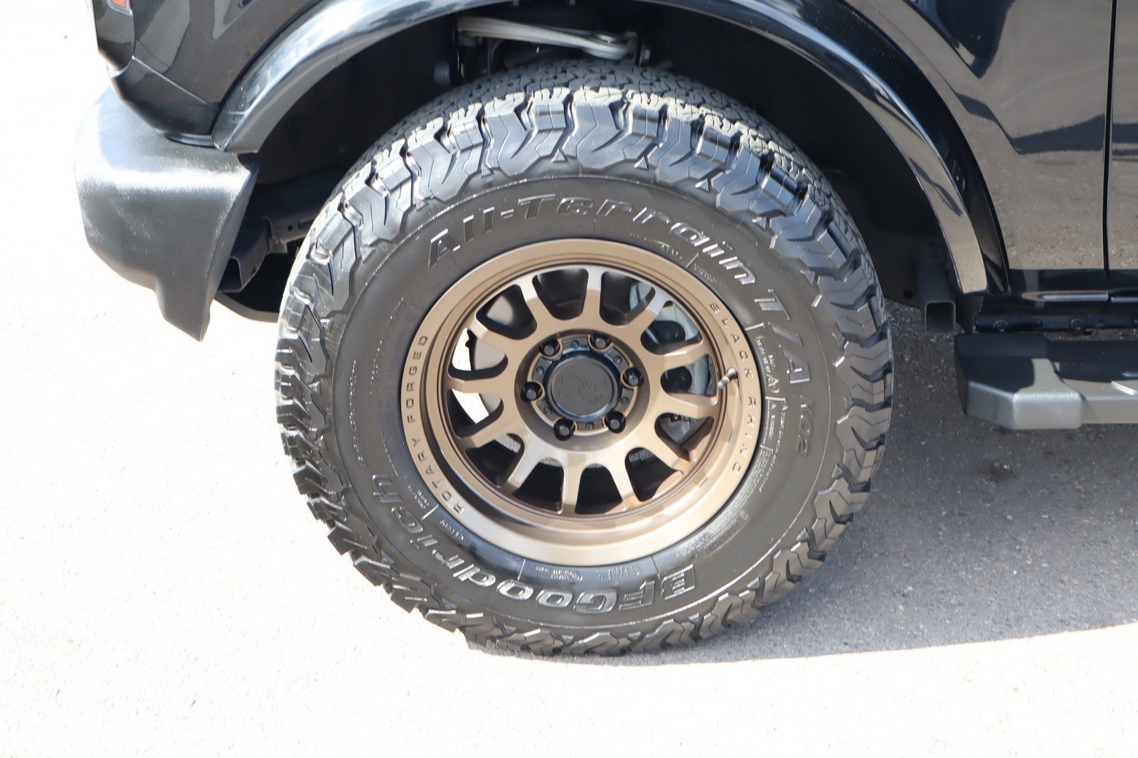 Used 2022 Ford Bronco Outer Banks AWD/4WD image 14