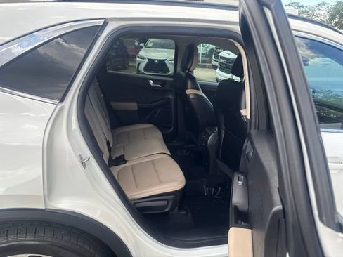 Used 2020 Ford Escape Titanium AWD/4WD image 37