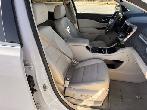 Used 2023 GMC Acadia Denali w/ Denali Ultimate Package image 25
