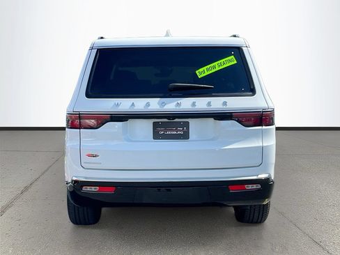 Certified 2023 Jeep Wagoneer 4WD w/ Premium Group I image 6