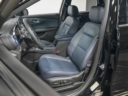 Used 2024 Chevrolet Blazer RS w/ Driver Confidence II Package image 16