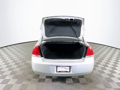Used 2011 Chevrolet Impala LT w/ Luxury Edition Package FWD image 26