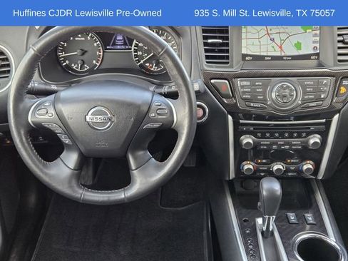 Used 2019 Nissan Pathfinder SL image 29