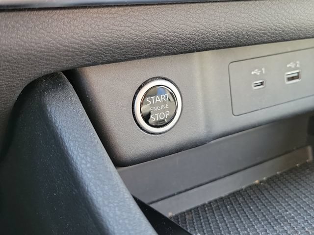 Certified 2021 Nissan Rogue SV FWD image 31