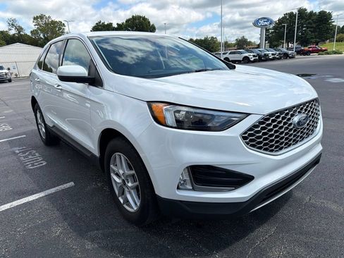 Used 2023 Ford Edge SEL w/ Convenience Package AWD/4WD image 6
