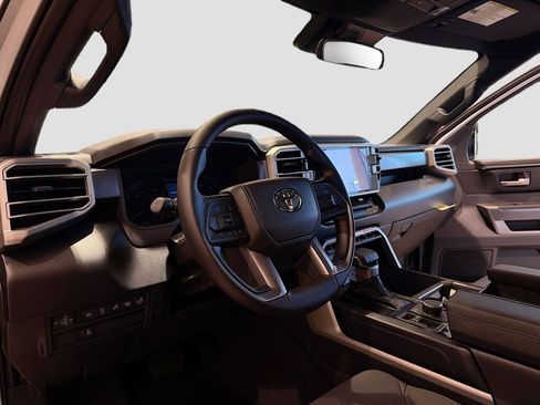 New 2026 Toyota Tundra SR5 AWD/4WD image 4