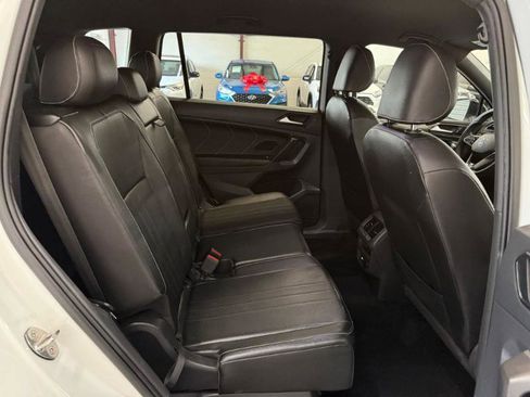 Used 2022 Volkswagen Tiguan SE R-Line FWD image 20