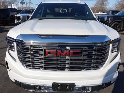 Used 2023 GMC Sierra 1500 Denali image 6