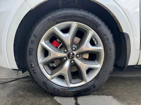 Used 2019 Kia Sorento SX w/ SX Touring Package AWD/4WD image 22