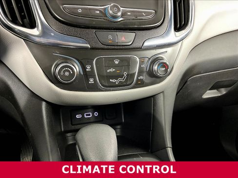Used 2023 Chevrolet Equinox LS w/ LS Convenience Package FWD image 15
