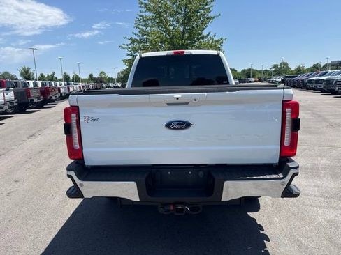 Used 2023 Ford F250 Lariat w/ Lariat Ultimate Package AWD/4WD image 5