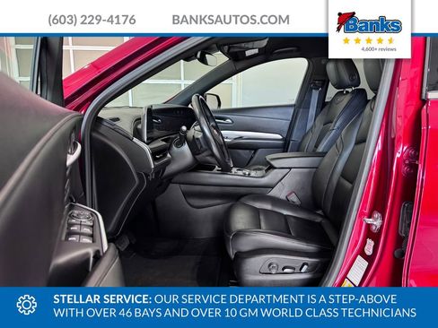 Certified 2024 Cadillac XT4 Premium Luxury AWD/4WD image 8
