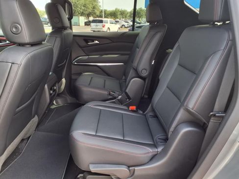 New 2026 Chevrolet Traverse Z71 image 7