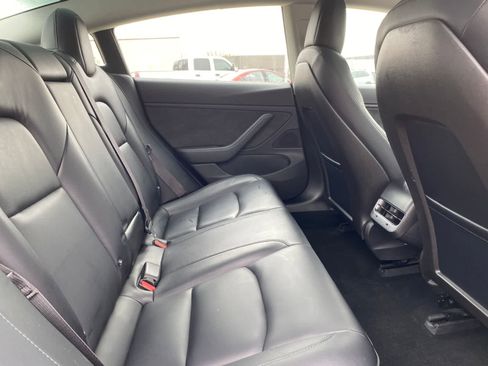 Used 2018 Tesla Model 3 image 18