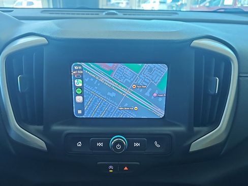 Used 2024 GMC Terrain SLE image 22