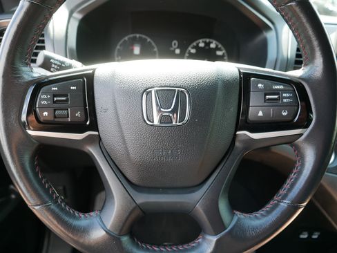Used 2025 Honda Odyssey Sport-L image 25