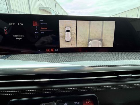Used 2026 Cadillac Escalade V w/ LPO, ONYX Package AWD/4WD image 37