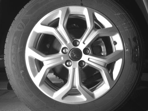Used 2025 Jeep Compass Latitude AWD/4WD image 15