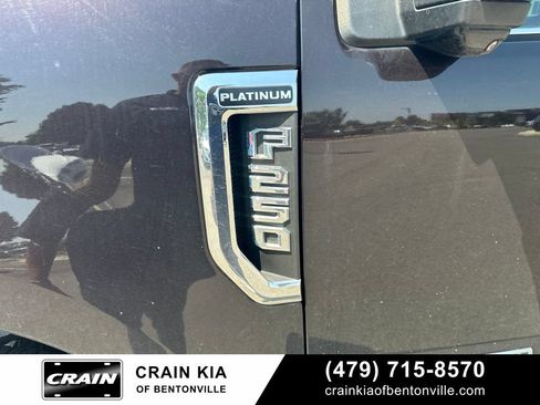 Used 2019 Ford F250 Platinum w/ Platinum Ultimate Package AWD/4WD image 9
