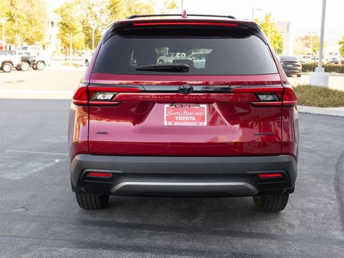 Certified 2024 Toyota Grand Highlander AWD image 6