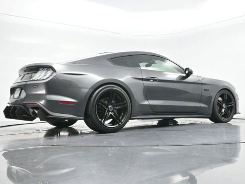 Used 2018 Ford Mustang GT Premium w/ GT Performance Package RWD image 44