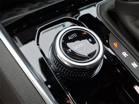 New 2026 GMC Canyon Elevation image 17