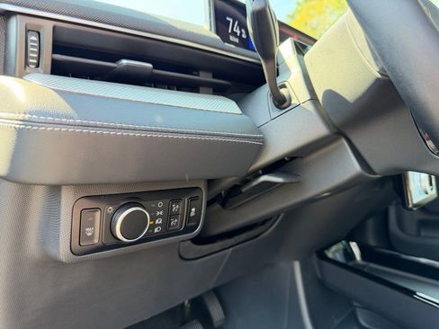 Used 2023 Ford Mustang Mach-E Select w/ Comfort Package Lite RWD image 14