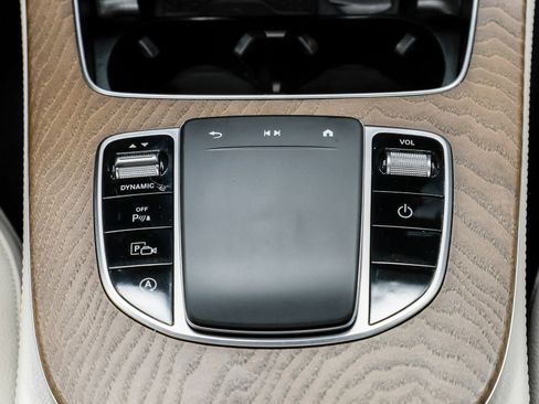 Used 2023 Mercedes-Benz E 350 4MATIC Sedan image 34