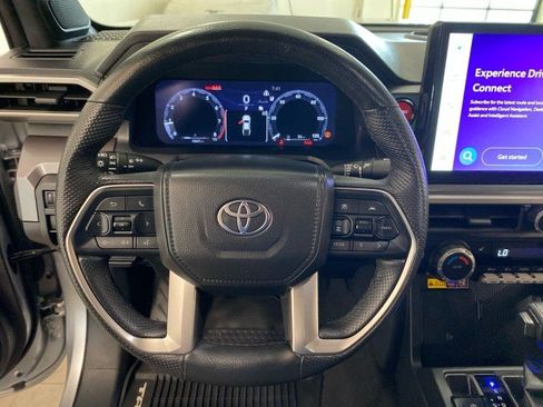 Used 2024 Toyota Tacoma TRD Off-Road w/ TRD Off Road Upgrade Package AWD/4WD image 17