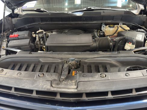 Used 2019 Chevrolet Silverado 1500 RST w/ All-Star Edition AWD/4WD image 36