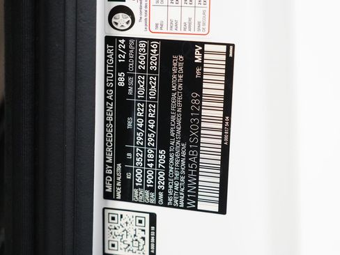 Certified 2025 Mercedes-Benz G 63 AMG 4MATIC image 35