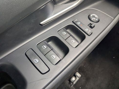 New 2025 Hyundai Elantra Hybrid FWD image 10