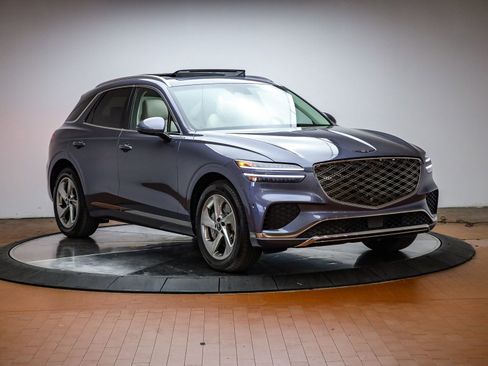 Used 2026 Genesis GV70 2.5T Advanced image 6