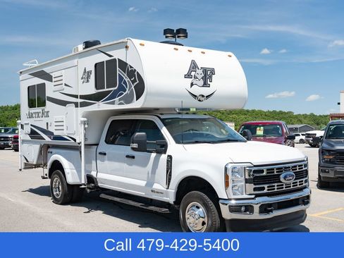 Used 2025 Ford F350 XLT AWD/4WD image 8