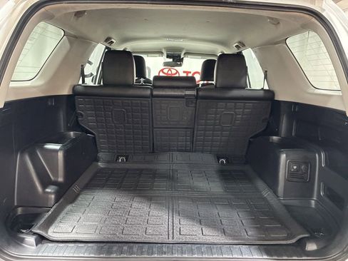 Used 2021 Toyota 4Runner TRD Off-Road Premium AWD/4WD image 18