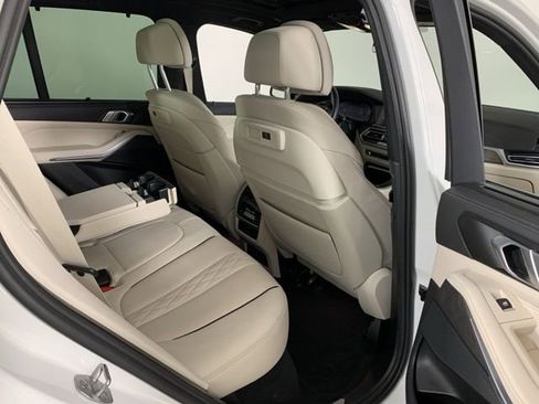 Used 2023 BMW X5 xDrive40i w/ Premium Package image 39