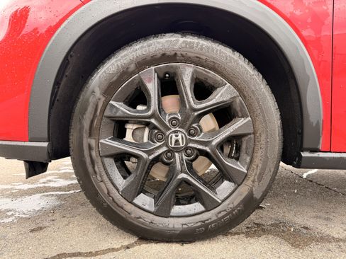 Used 2023 Honda HR-V Sport image 9