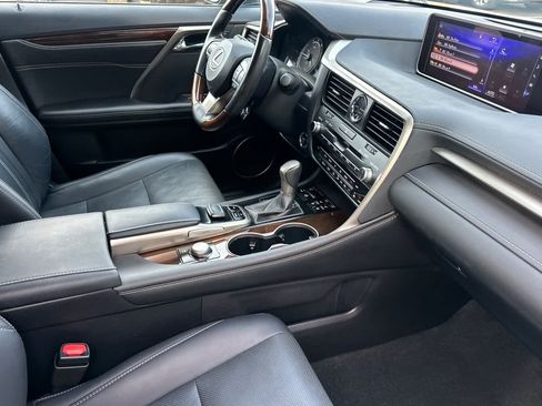 Used 2019 Lexus RX 450h AWD image 16