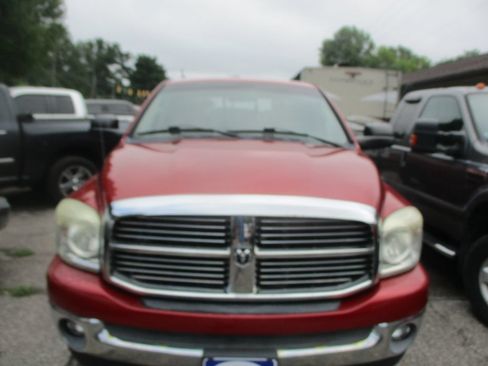 Used 2008 Dodge Ram 1500 Truck SLT w/ Trailer Tow Group AWD/4WD image 2