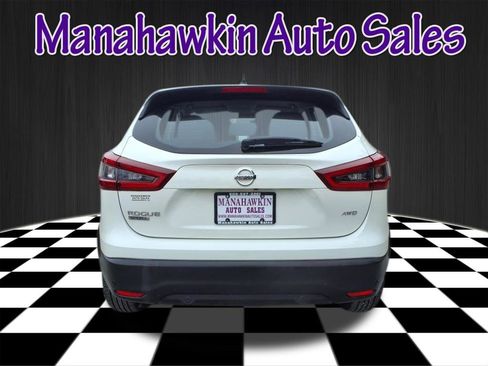 Used 2021 Nissan Rogue Sport S image 4